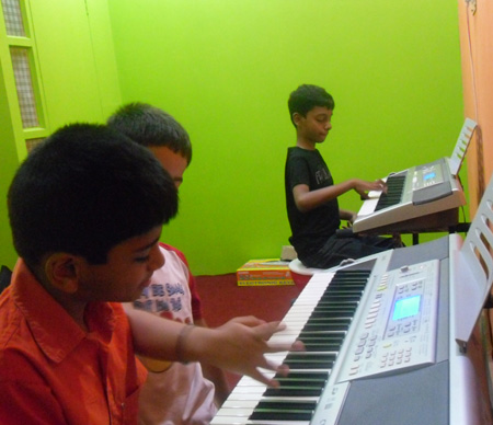 dance school in indirapuram